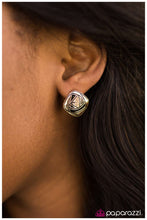Load image into Gallery viewer, Paparazzi Accessories Radio Star Gold Earrings