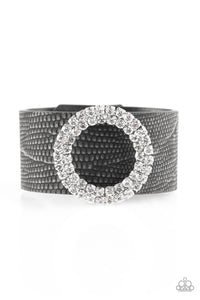 Paparazzi Accessories Ring In The Bling