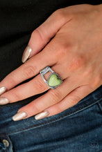Load image into Gallery viewer, Paparazzi Accessories Rule With Your Heart - Green